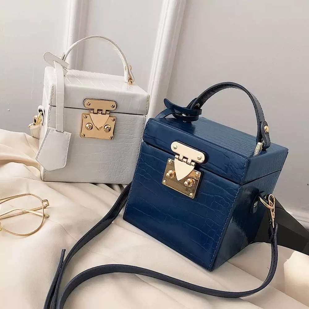 Box Bag Purse- Deep Blue Python Texture - Picture 4 of 4